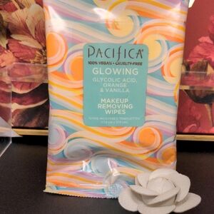Pacifica Glowing Makeup Wipes with Colorful Swirls